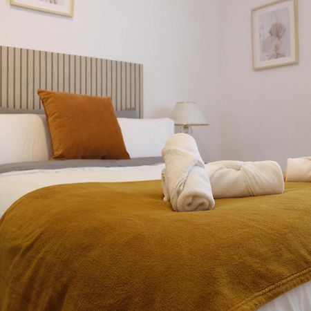 Tkm Home Amplio Y Familiar, Terraza Privada Sevilla Eksteriør bilde