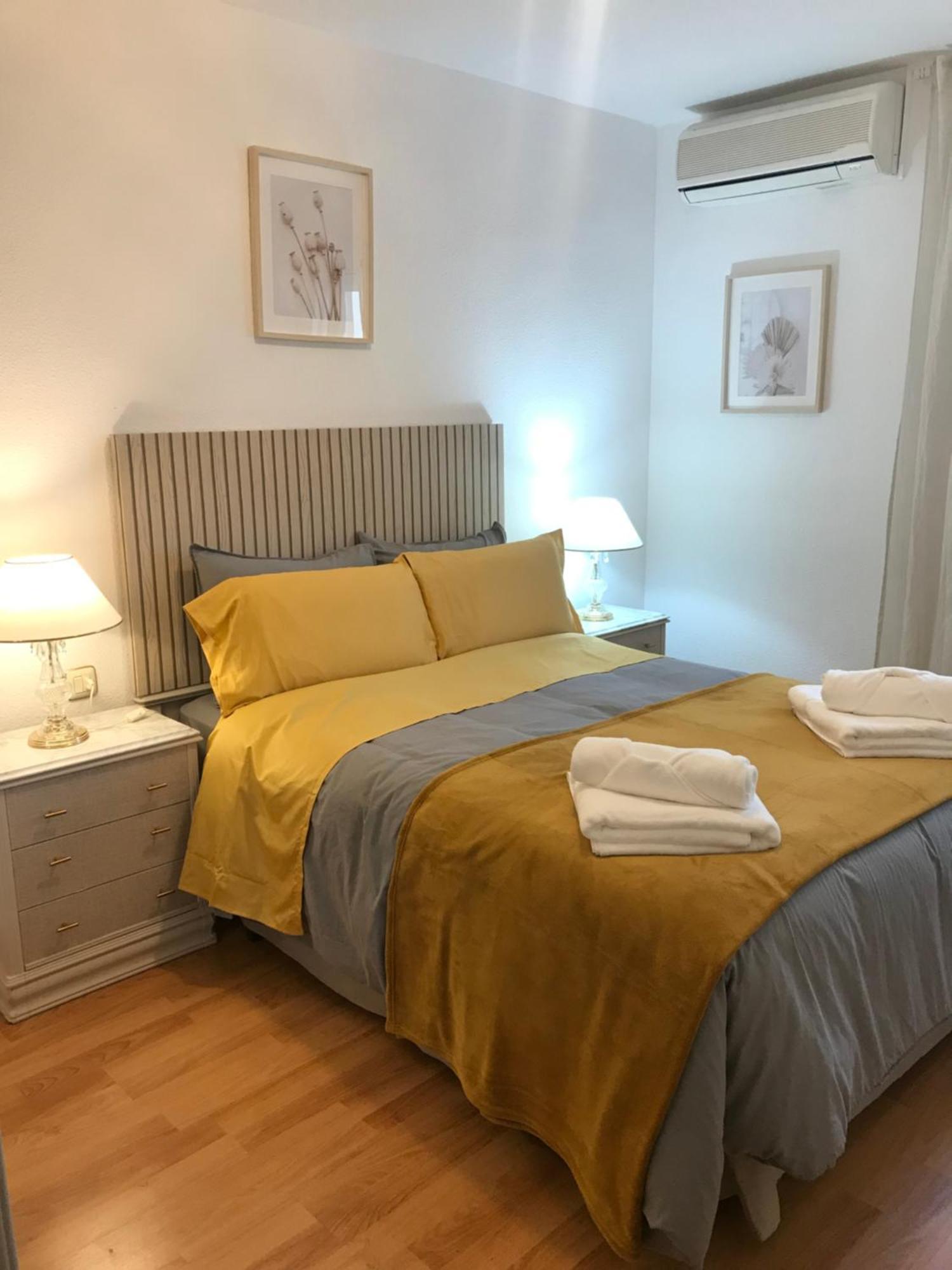 Tkm Home Amplio Y Familiar, Terraza Privada Sevilla Eksteriør bilde