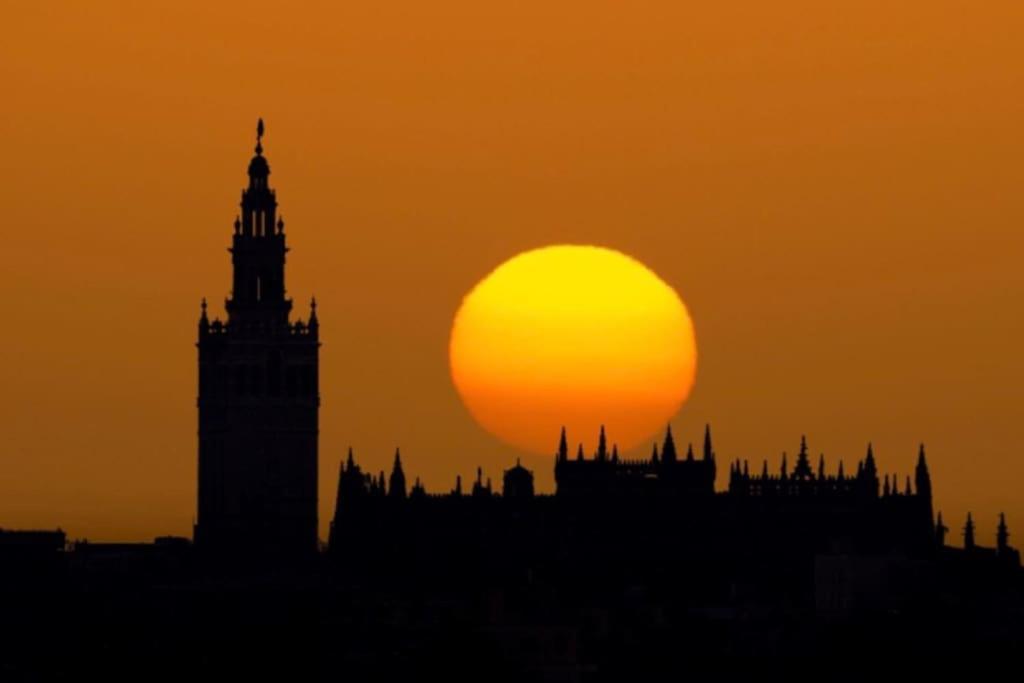 Tkm Home Amplio Y Familiar, Terraza Privada Sevilla Eksteriør bilde
