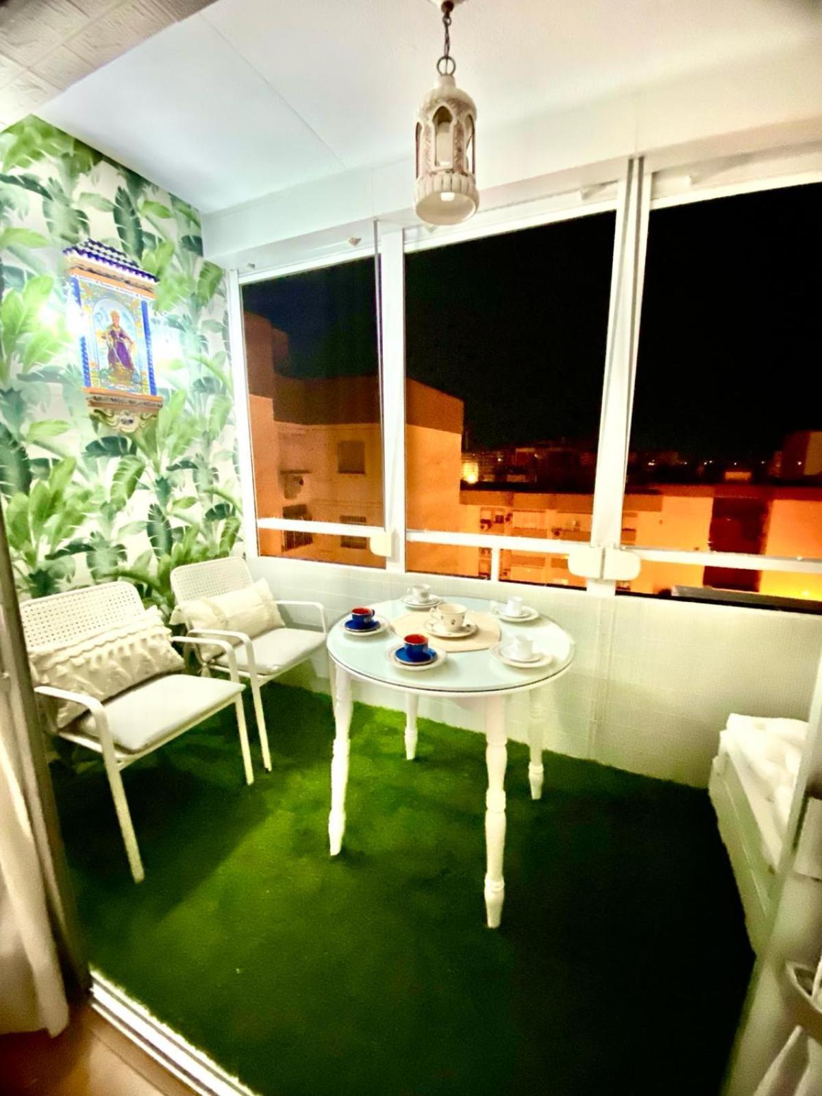 Tkm Home Amplio Y Familiar, Terraza Privada Sevilla Eksteriør bilde