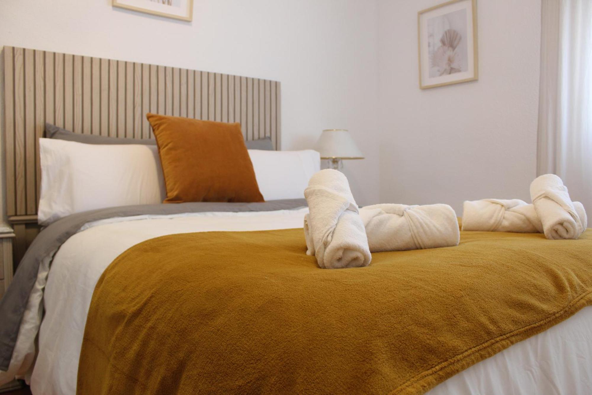 Tkm Home Amplio Y Familiar, Terraza Privada Sevilla Eksteriør bilde