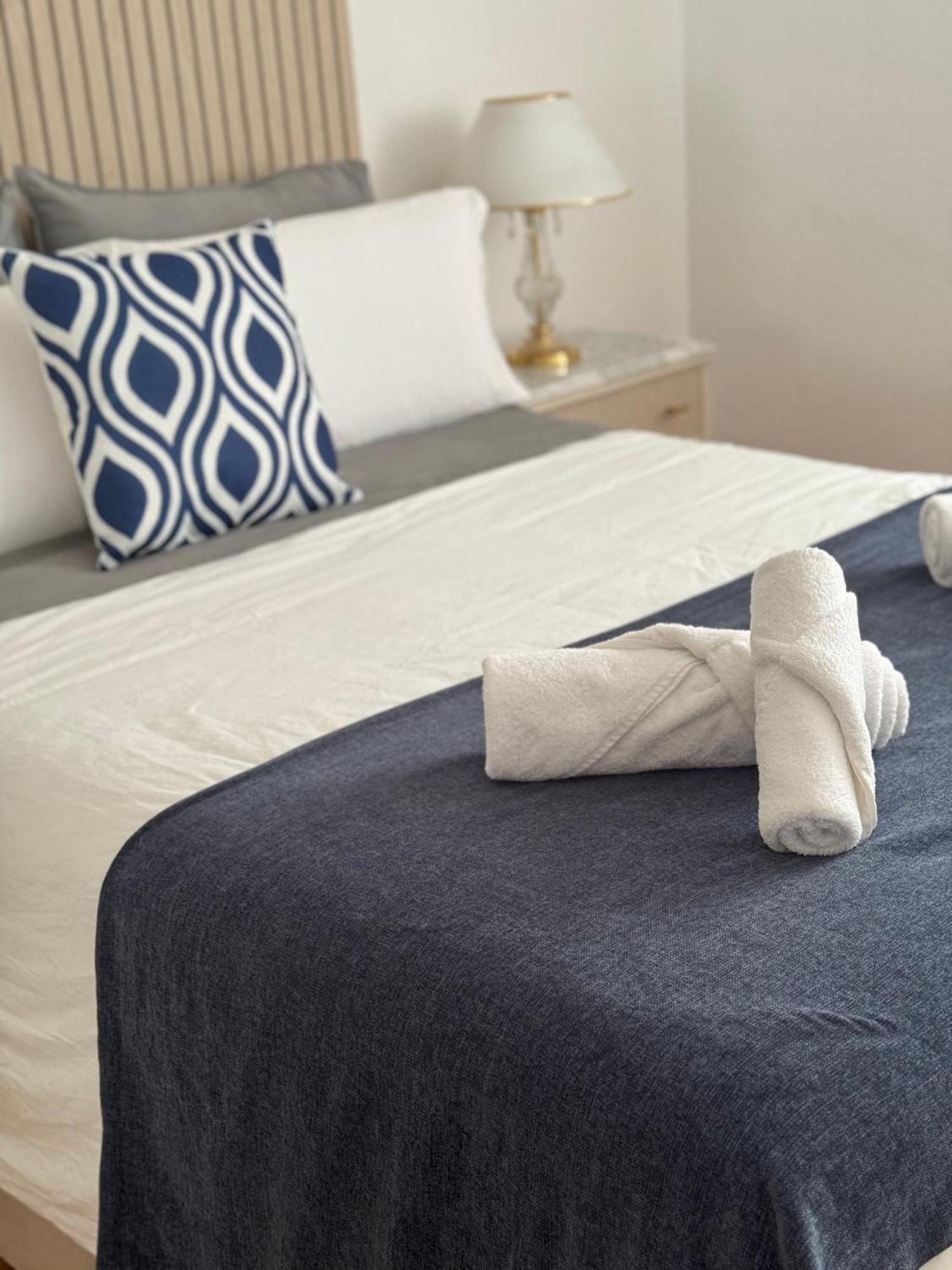 Tkm Home Amplio Y Familiar, Terraza Privada Sevilla Eksteriør bilde
